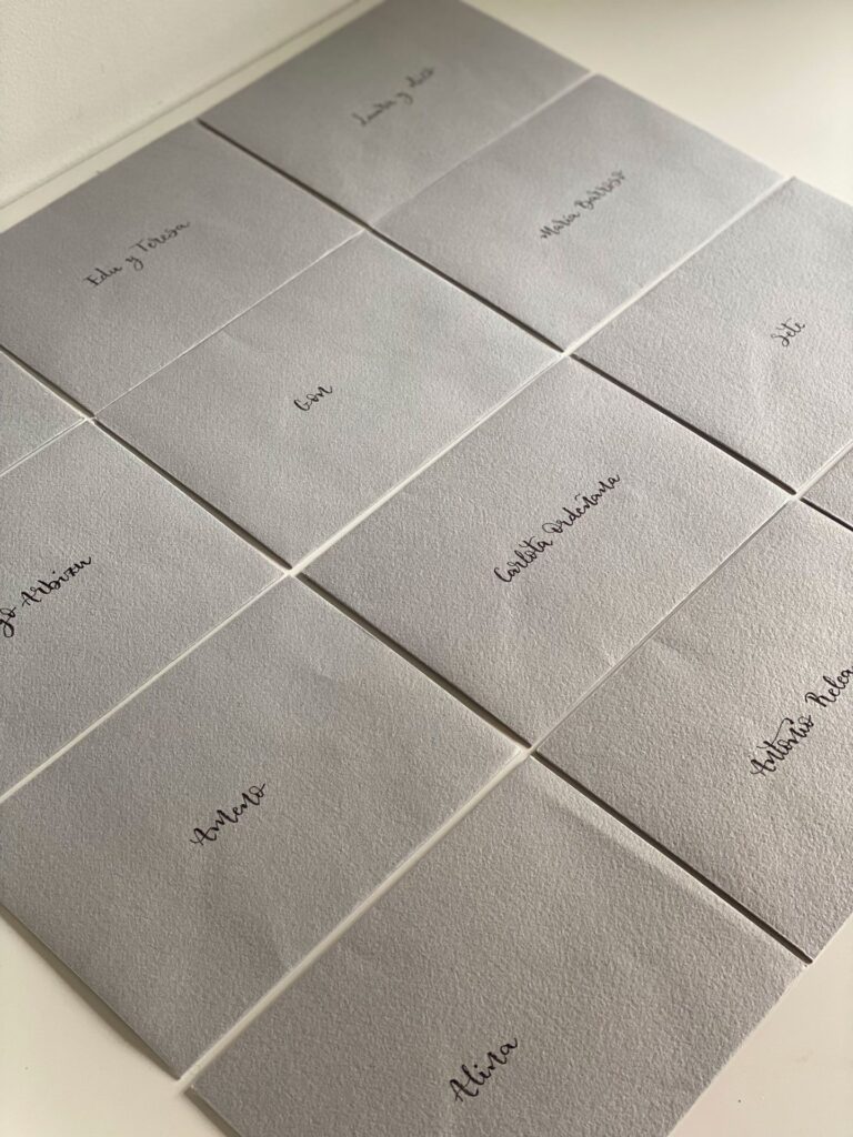 invitación personalizada retrato elegante artesanal