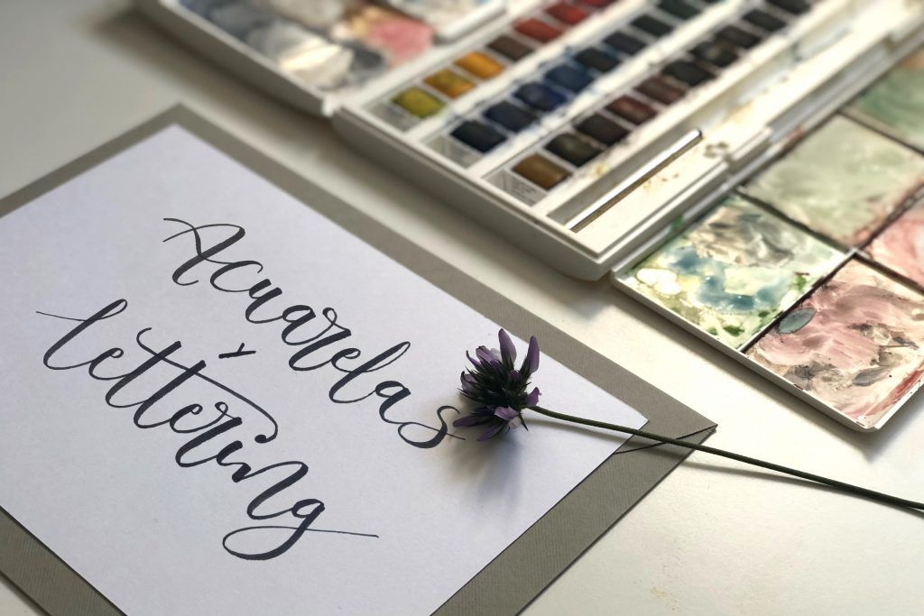 Acuarela y lettering para invitaciones y eventos